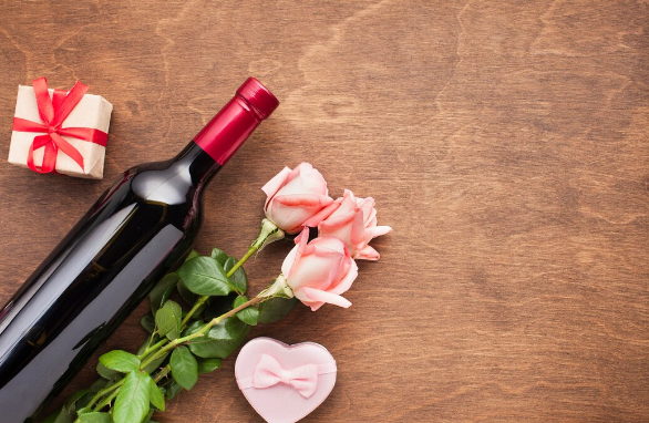 Regalos con flores y vinos premium